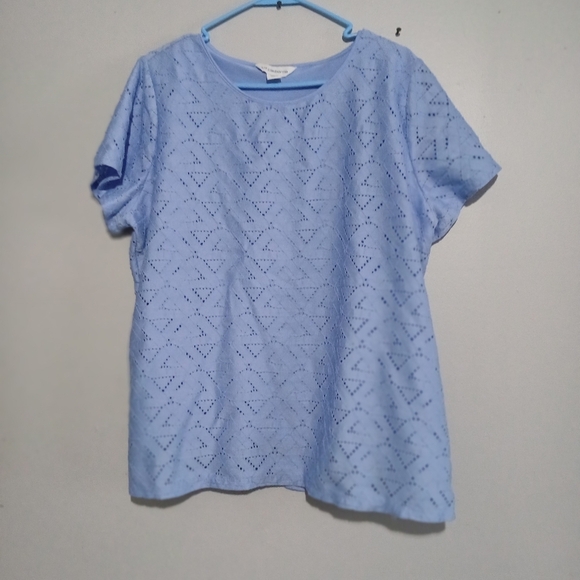 Liz Claiborne Tops - Liz Claiborne Light Blue Beautiful Short Sleeve Lined Top. Size XL